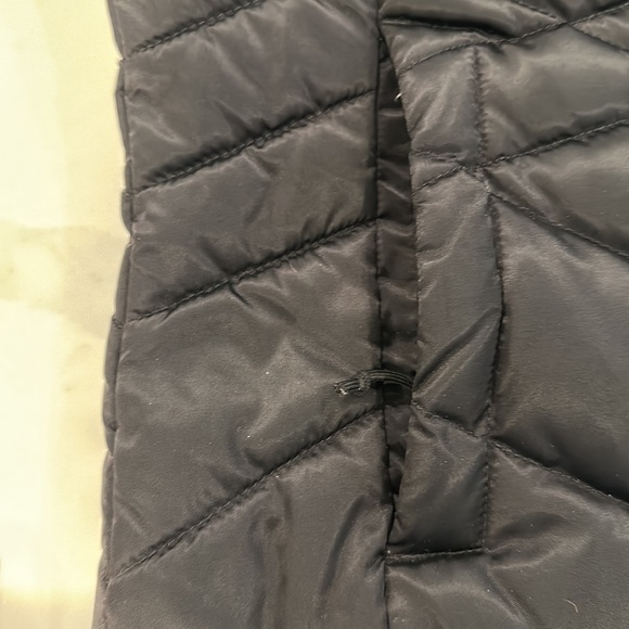 The North Face down vest - Picture 5 of 6
